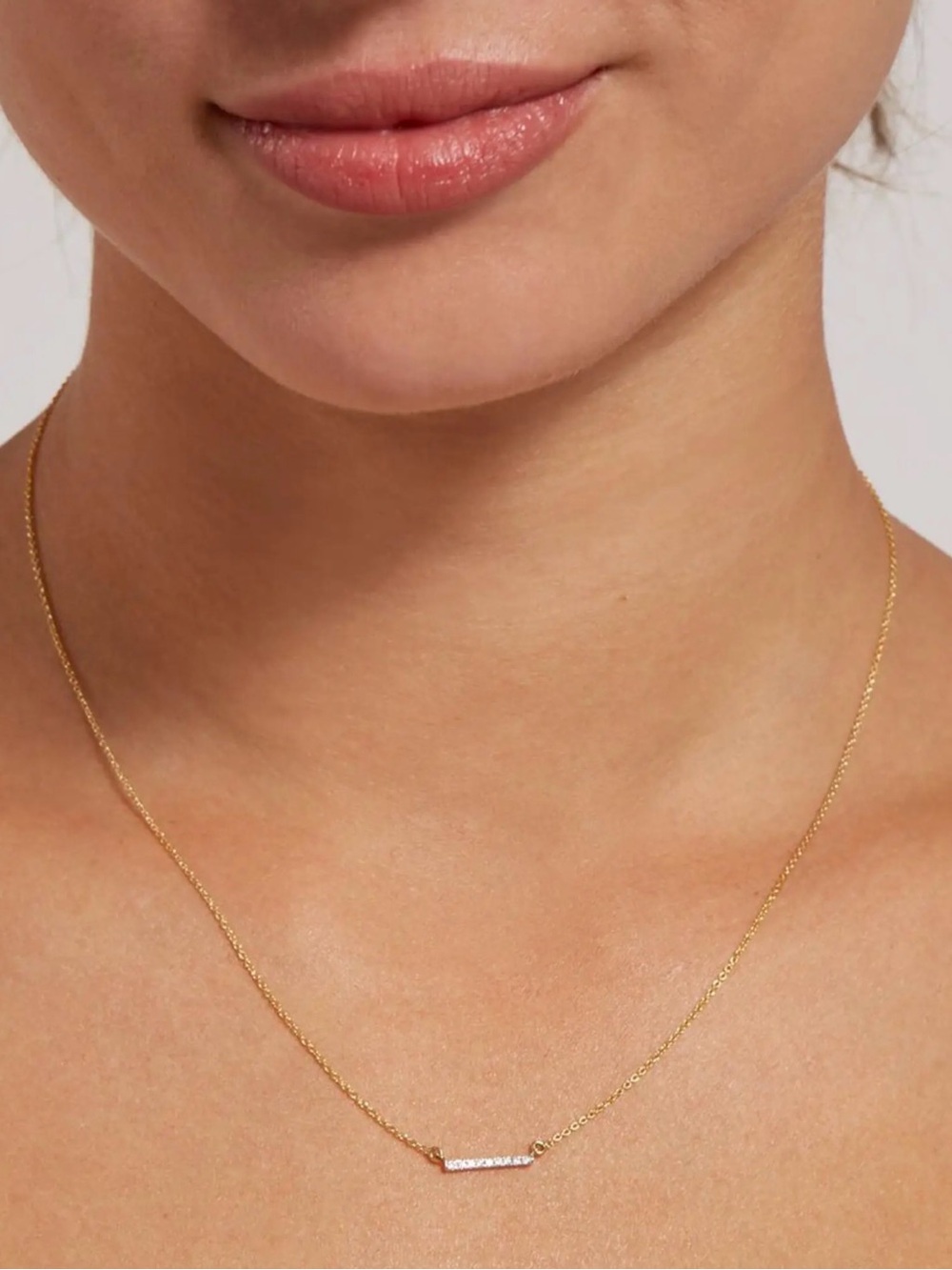 Quince 14K Gold Diamond Petite Bar Necklace NEW in box - Picture 3 of 8